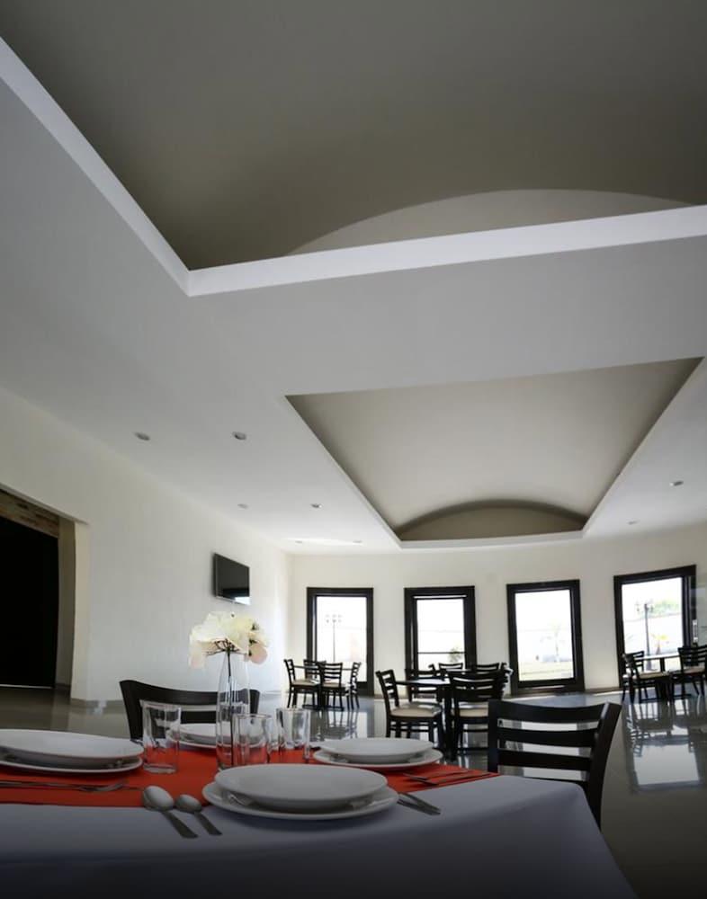 Hotel Victoria Inn San Juan del Río Dış mekan fotoğraf